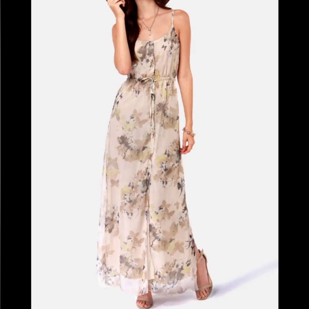 Maxi floral dress small